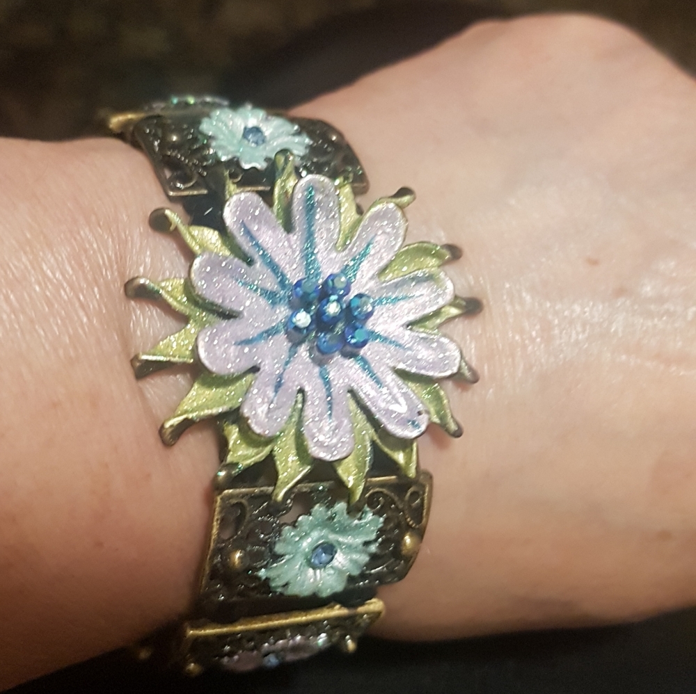 Ethereal Vintage flower Bracelet